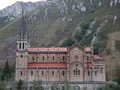 Basilica de Covadonga #04.jpg
